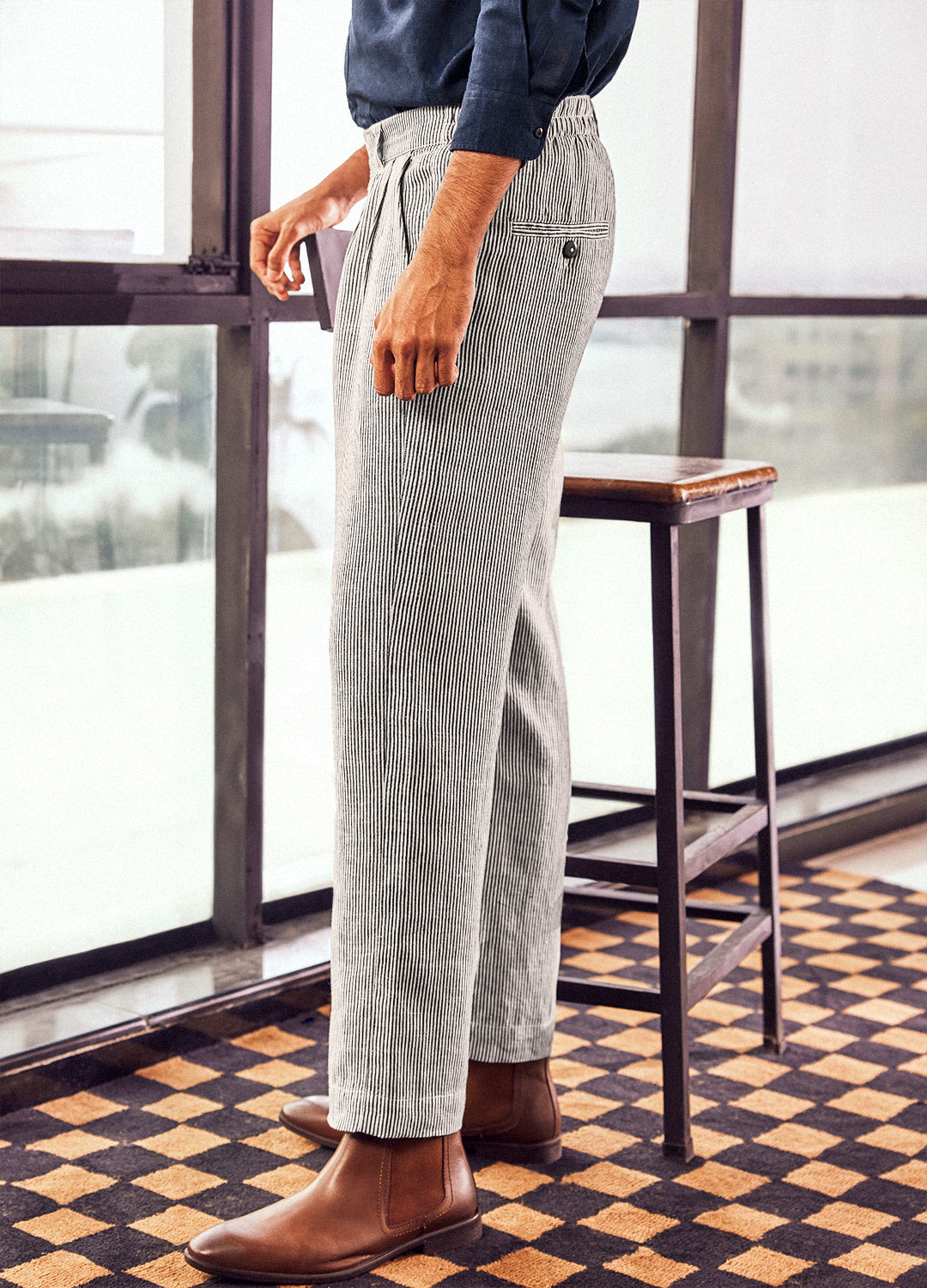 Kapoor Linen Pants In Stripes