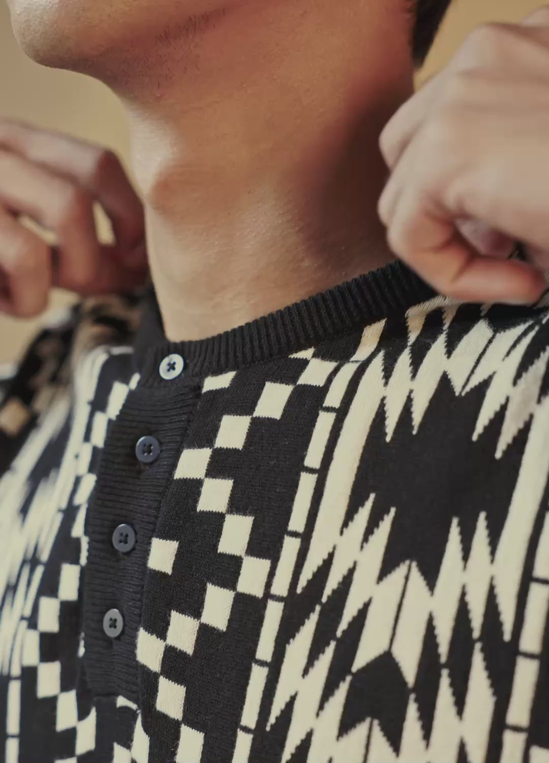 Greca Knit Henley